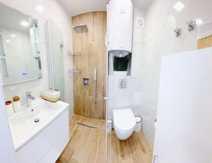 Nova City Apartments Varna Esterno foto