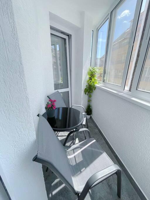 Nova City Apartments Varna Esterno foto