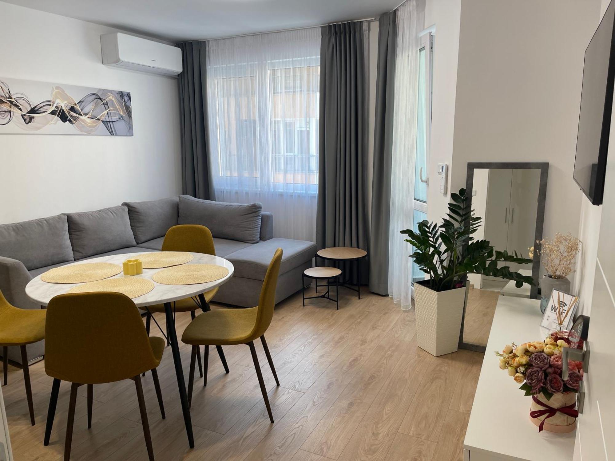 Nova City Apartments Varna Esterno foto